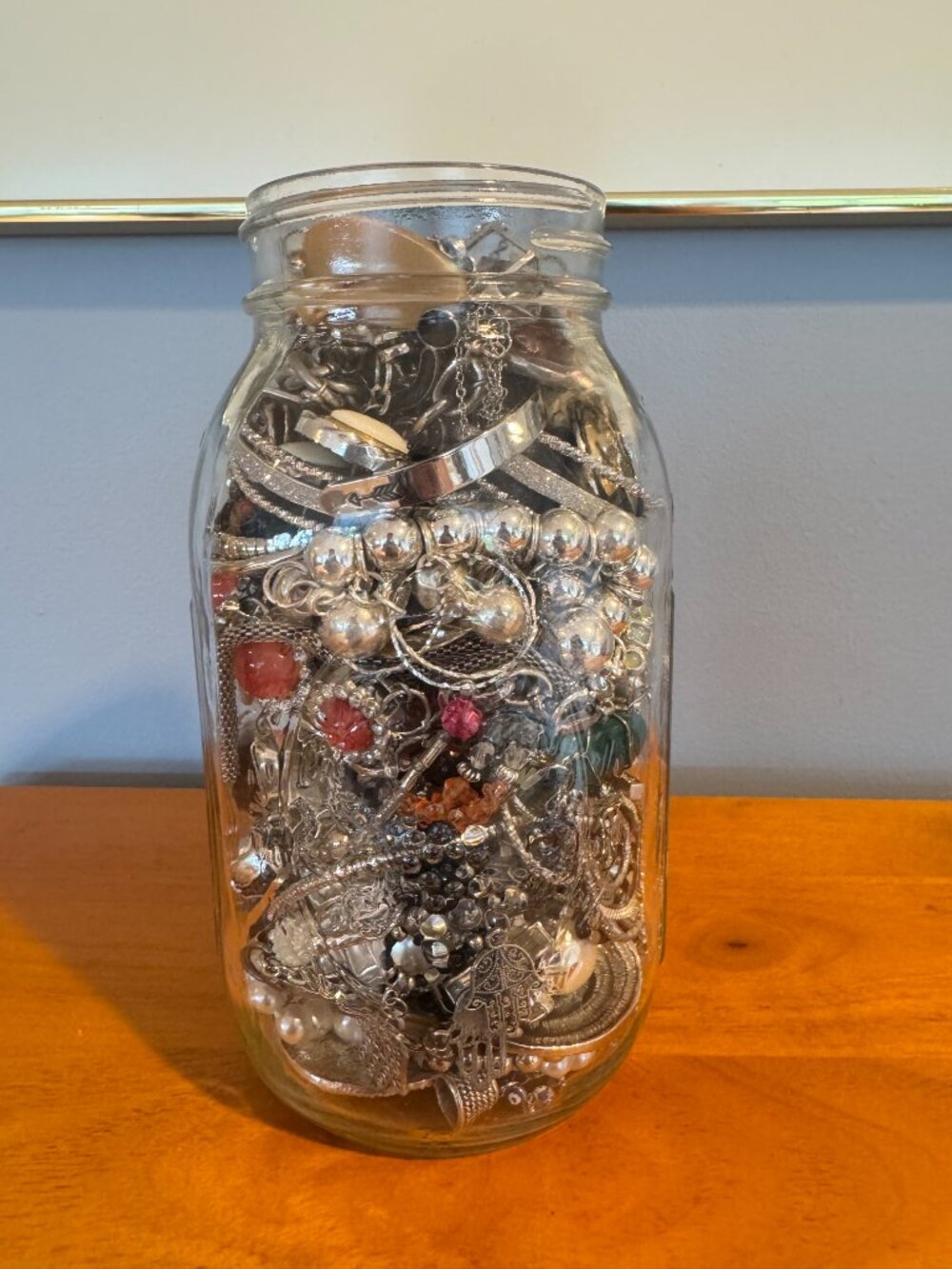 1 Quart Mason Jar Full of Mystery Jewelry 3+lbs! - Picture 8 of 10